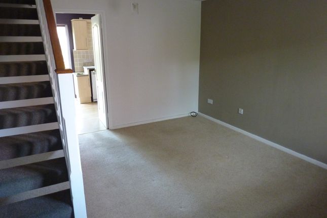 9, Spicer Close, Chilwell, Nottingham photo 2