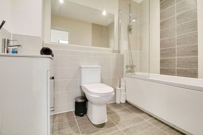 3 The London Street Apartments 12A,, London Street, Hampshire photo 4