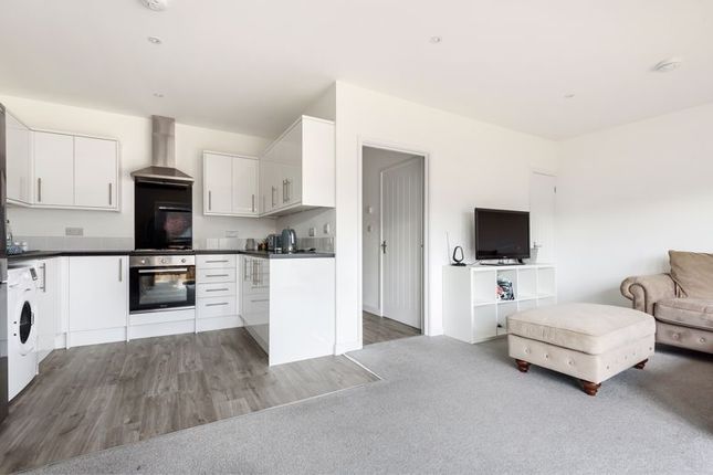 2F Hillside Cottage, Star Lane, Coulsdon photo 3