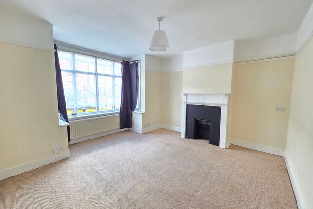42, Brooklands Road, Milton Keynes photo 4