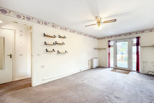 20, Bader Court, Ipswich photo 2