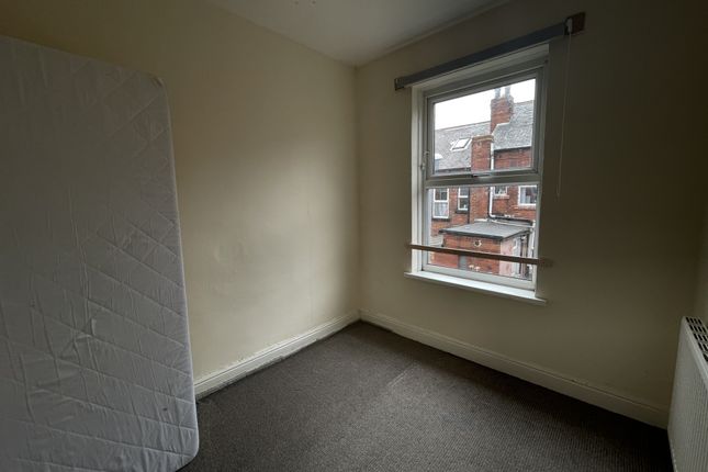 56, Nowell Mount, Leeds photo 3