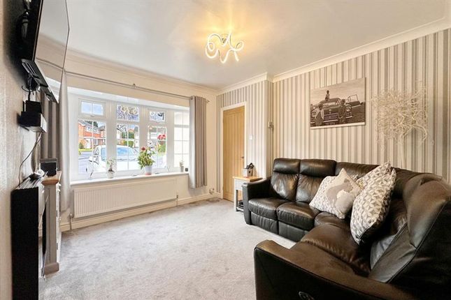 54 Deva Close, Stockport photo 2