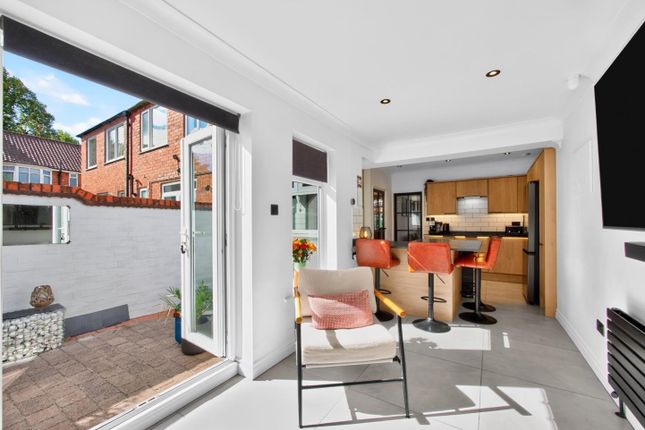 38, Montague Street, York photo 4