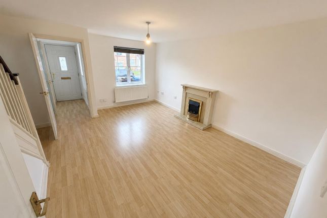 5, Elsworth Close, Radcliffe photo 2