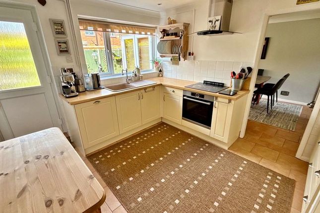 65, Minster Drive, Lincoln photo 4