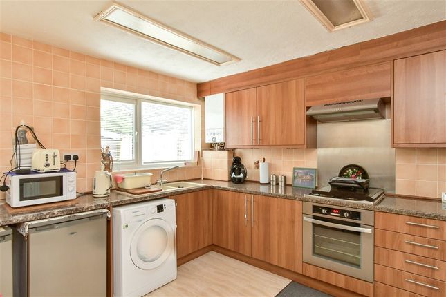 Stanstead Crescent Woodingdean, Brighton photo 4