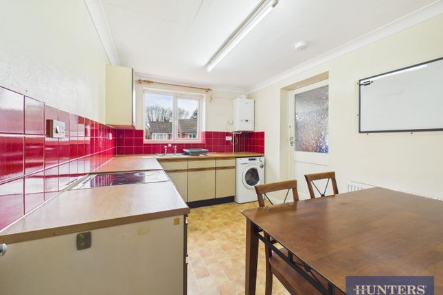 15, Cherry Road, Filey photo 4