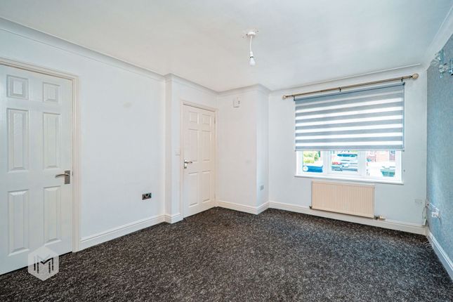 8 Greengate Close, Bury photo 4