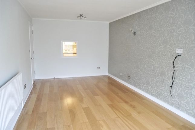 Oak Dene, West Ealing photo 4
