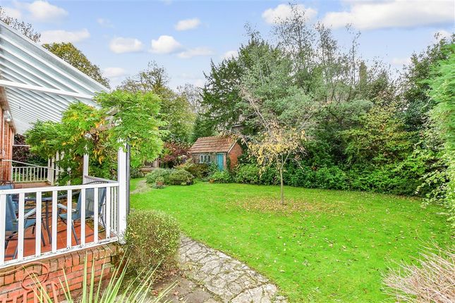 Warblington Avenue, Havant photo 3