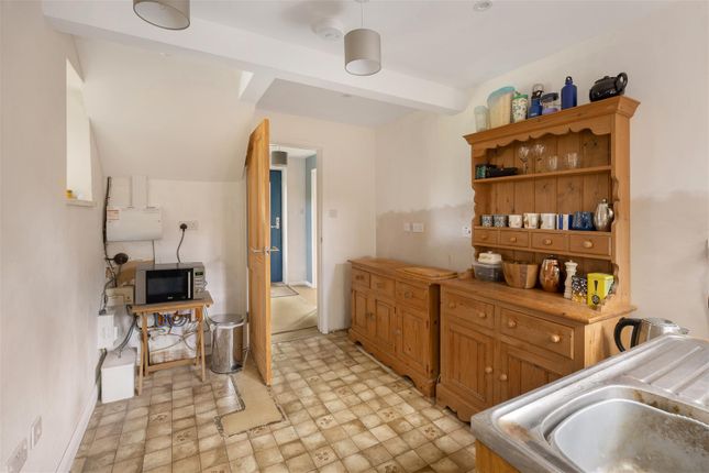 3, Towrise, Sulgrave photo 4