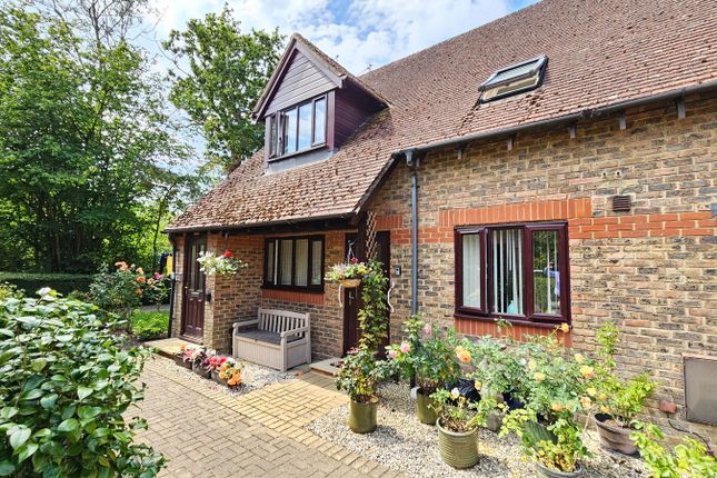 Thumbnail Flat for sale in Watermill Court, Bath Road, Woolhampton, Reading