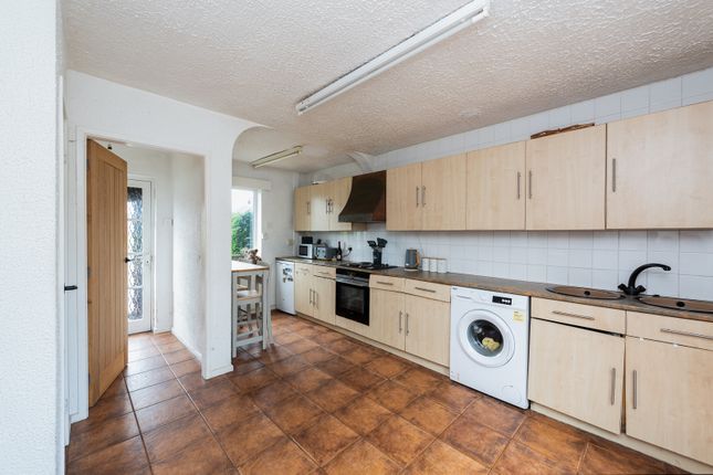 11, Rowan Road, Northwich photo 4