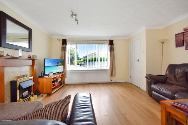 59, Cunnery Meadow, Leyland photo 3