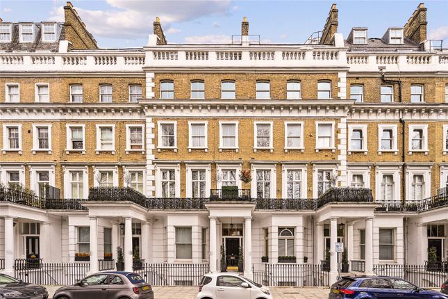 Flat for sale in Onslow Gardens, South Kensington