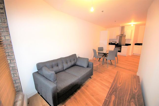 Apartment 5, 2, Harter Street, Manchester photo 4