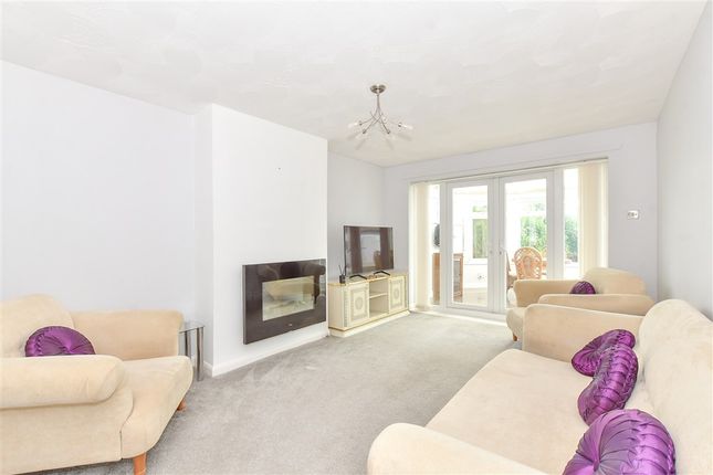 Buckland Close, Waterlooville photo 4