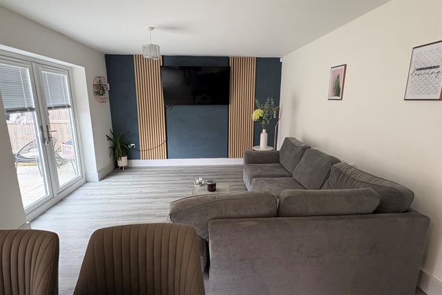 26, Hunters Way, Stockton-On-Tees photo 4