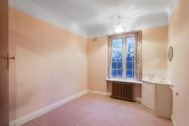 Flat for sale in Harvard Hous, Manor Fields, Putney Hill