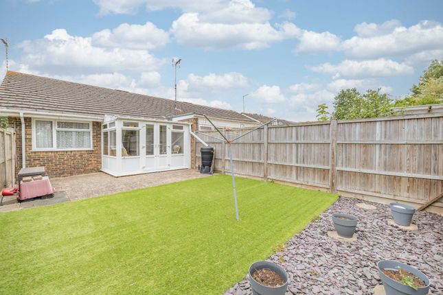 10, Foxdown Close, Kent photo 4