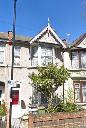 Thumbnail Town house to rent in Caulfield Road, East Ham, Barking, Plashet, London