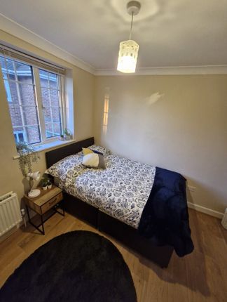 Room to rent in Tuckswood Lane, Norwich