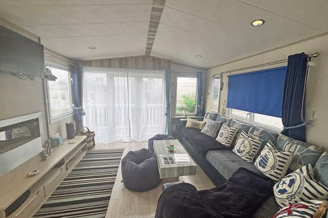 50 Wheatfields, Haven, Watchet photo 4