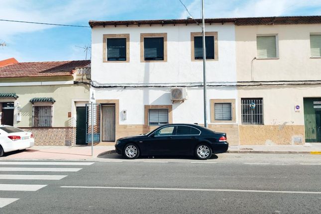 Property for sale in Almoradi, Alicante, Spain