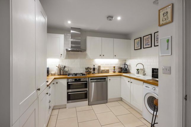 4 Wellington Place, London Road, Cheltenham photo 4