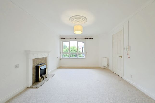 22, Russell Court (A), Jesmond photo 2