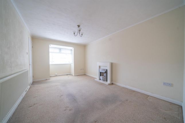 11, Higher End, Weymouth photo 2