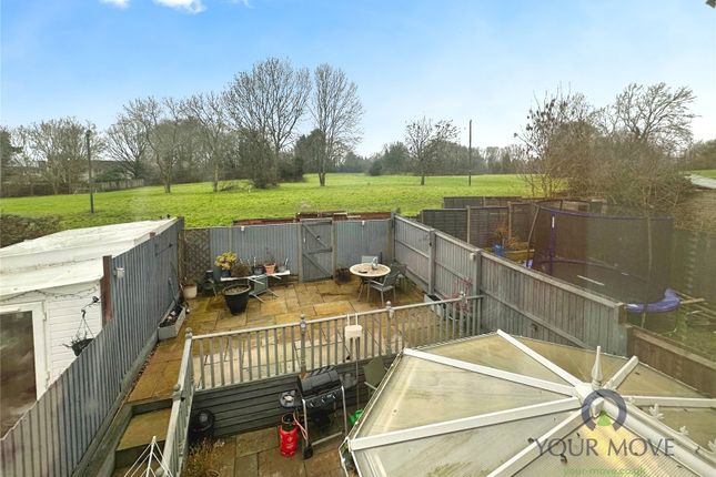 23, Sonning Way, Leicester photo 2