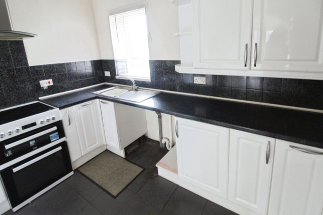 18, Lilleshall Road, West Midlands photo 3