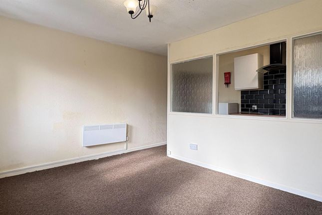 43, Boultwood Road, London photo 2