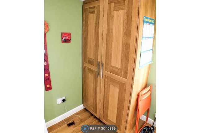West Grove, Woodford Green photo 4