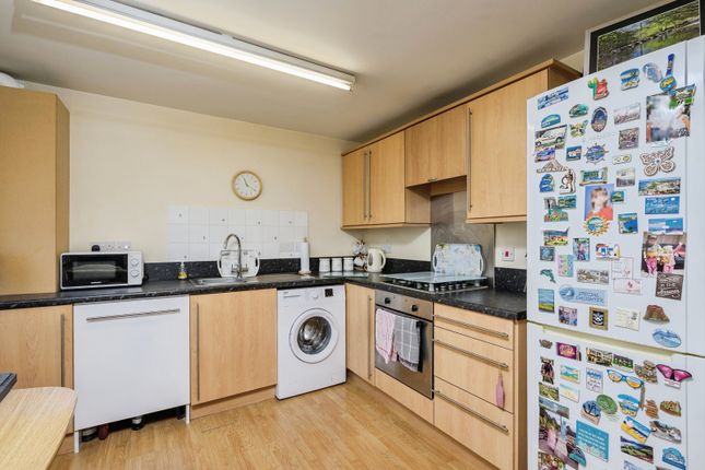 6, Beaufort Close, Plymouth photo 4