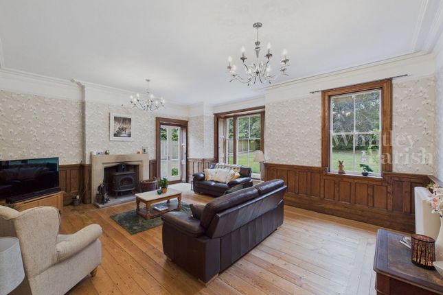 The Grove, Wacton Road, Norwich photo 4