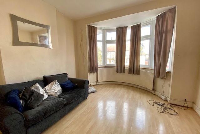 Thumbnail Maisonette to rent in Heather Park Drive, Wembley, Greater London