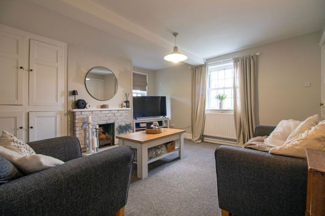 11 Middle Street, Gainsborough photo 2