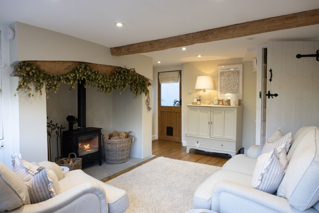 7, Priory Cottages, Stradbrook, Westbury photo 3