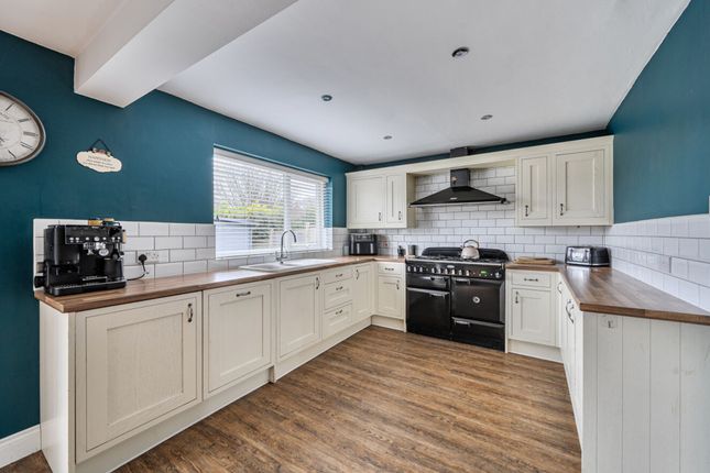 7 Wordsworth Gardens, Bognor Regis photo 4