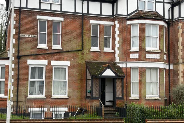 Room 6 99, Cheriton Road, Folkestone photo 3