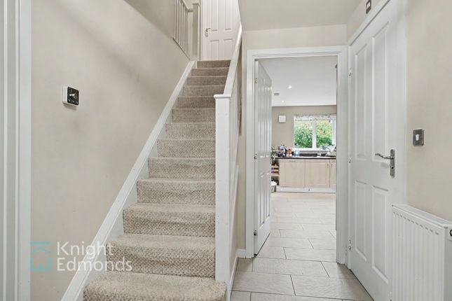 16 Furfield Chase, Maidstone photo 2