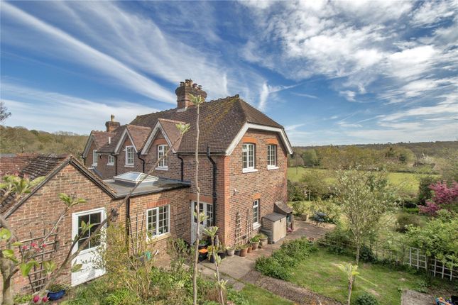2-bed house on 1 Hoathley Cottages,, Mount Pleasant, Tunbridge Wells, £550,000