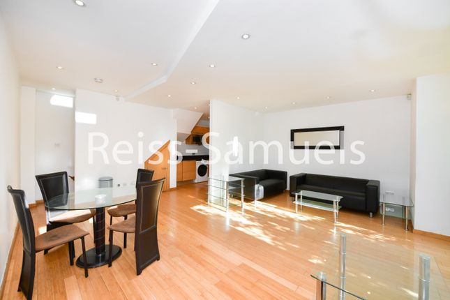 Thumbnail Flat to rent in Westferry Road, Isle Of Dogs, Docklands, London