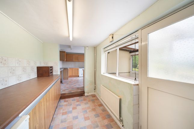 3, Gosbeck Road, Stowmarket photo 4