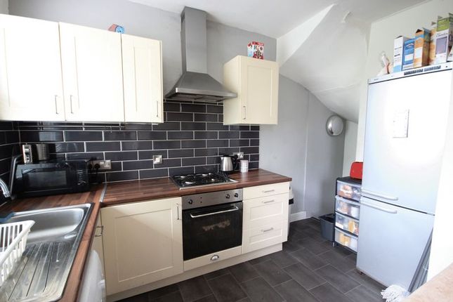 3 Bedroom Houses To Let In Leeds West Yorkshire Primelocation