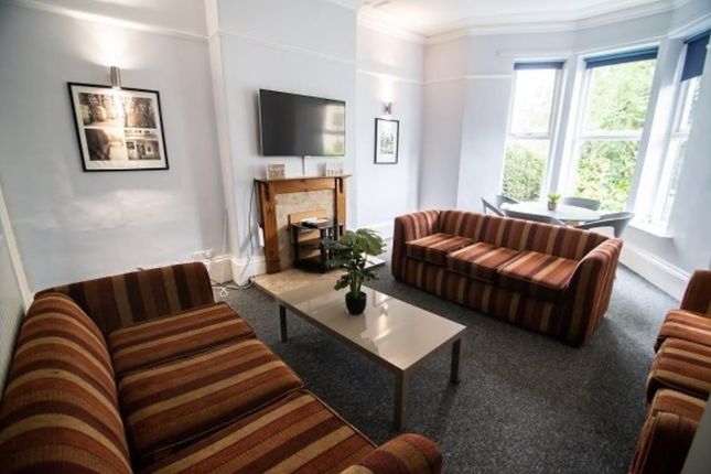 28, Newbould Lane, Sheffield photo 3