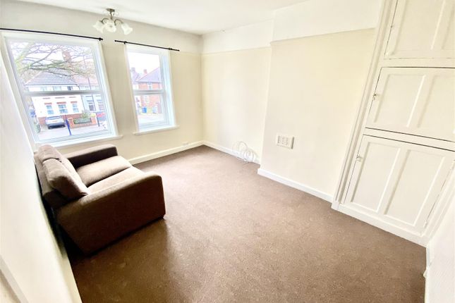 Flat to rent in Nethershire Lane, Sheffield